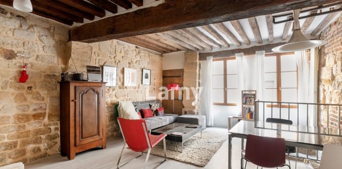 Image 2 sur 10 - Appartement  ·  Vente · Paris (75003) · 2 pièces · 63m²