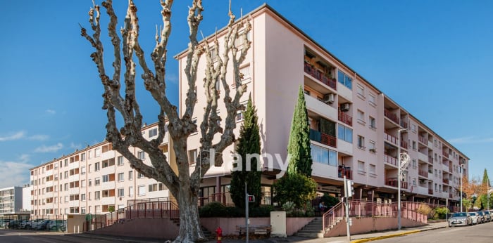 Image 1 sur 13 - Appartement  ·  Vente · Salon De Provence (13300) · 5 pièces · 87m²