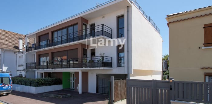 Image 9 sur 12 - Appartement  ·  Vente · Royan (17200) · 3 pièces · 56m²