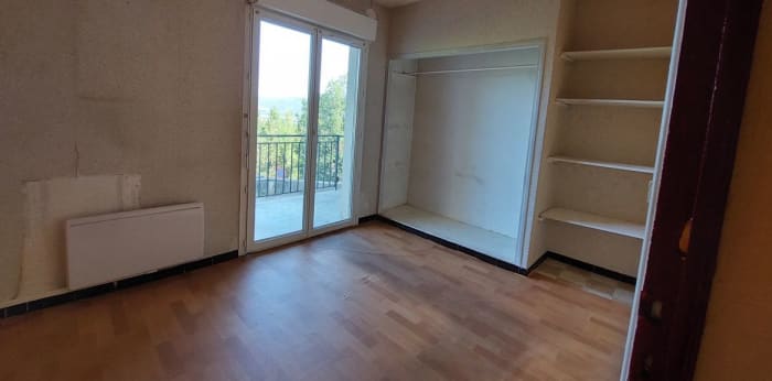 Image 3 sur 9 - Appartement  ·  Vente · Chateau Arnoux St Auban (04600) · 3 pièces · 54m²