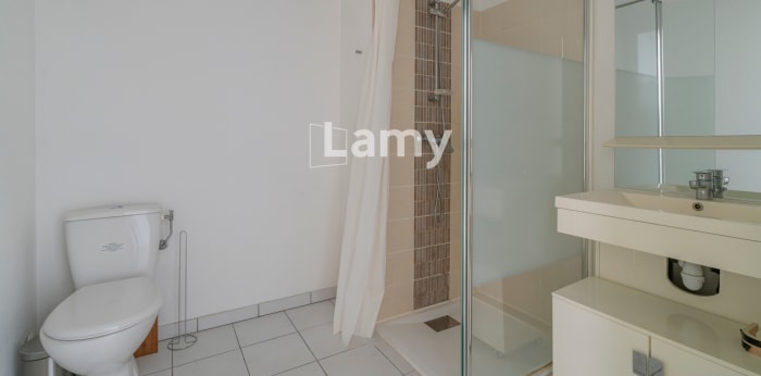 Image 3 sur 6 - Appartement  ·  Vente · Marseille 03 (13003) · 2 pièces · 43m²