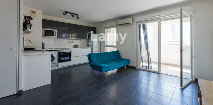 Image 1 sur 7 - Appartement  ·  Vente · Marseille 03 (13003) · 3 pièces · 58m²