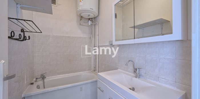 Image 9 sur 11 - Appartement  ·  Vente · Grenoble (38000) · 2 pièces · 53m²