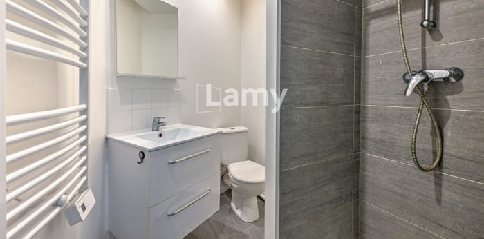 Image 6 sur 8 - Appartement  ·  Vente · Le Chesnay (78150) · 2 pièces · 42m²