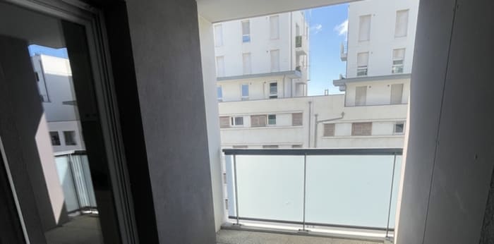 Image 3 sur 11 - Appartement  ·  Vente · Marseille 02 (13002) · 3 pièces · 60m²