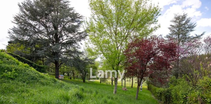 Image 3 sur 9 - Terrain  ·  Vente · Veyre Monton (63960) · 1105m²