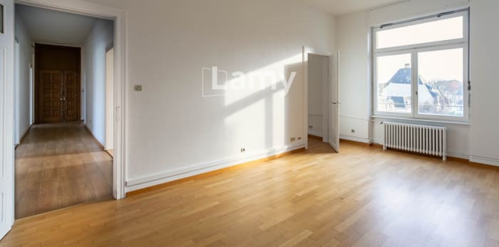 Image 5 sur 15 - Appartement  ·  Vente · Strasbourg (67000) · 7 pièces · 203m²