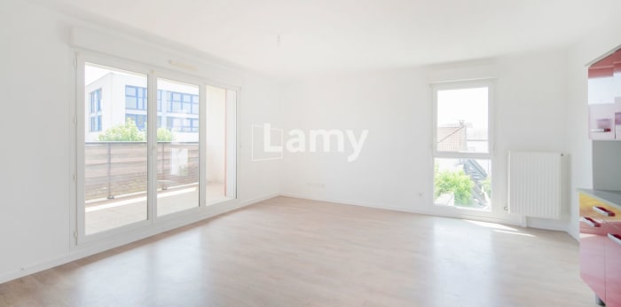 Image 4 sur 10 - Appartement  ·  Vente · St Jean De La Ruelle (45140) · 3 pièces · 60m²