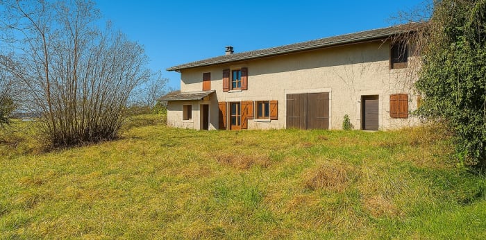 Image 1 sur 11 - Maison/villa  ·  Vente · Vallieres Sur Fier (74150) · 9 pièces · 178m²