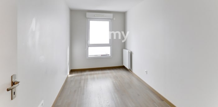 Image 7 sur 9 - Appartement  ·  Vente · Clermont Ferrand (63100) · 4 pièces · 85m²