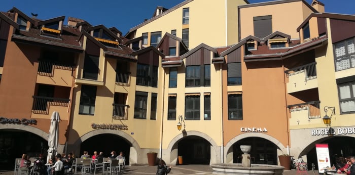Image 1 sur 8 - Appartement  ·  Vente · Annecy (74000) · 2 pièces · 48m²