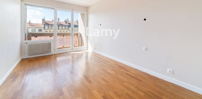 Image 5 sur 10 - Appartement  ·  Vente · Lyon (69006) · 2 pièces · 64m²