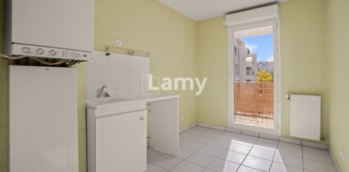 Image 4 sur 10 - Appartement  ·  Vente · Villeurbanne (69100) · 3 pièces · 71m²