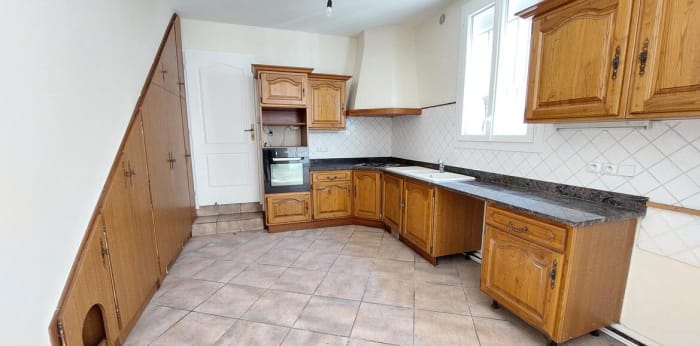 Image 4 sur 15 - Maison/villa  ·  Vente · Bordeaux (33800) · 7 pièces · 205m²