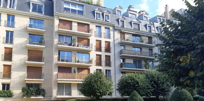 Image 2 sur 3 - Parking/box  ·  Vente · Paris (75003) · 1 pièce · 10m²