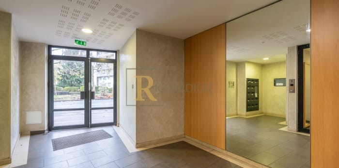 Image 9 sur 11 - Appartement  ·  Vente · Joinville Le Pont (94340) · 1 pièce · 29m²