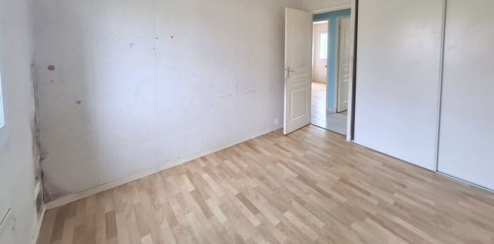 Image 10 sur 15 - Maison/villa  ·  Vente · La Regrippiere (44330) · 4 pièces · 81m²