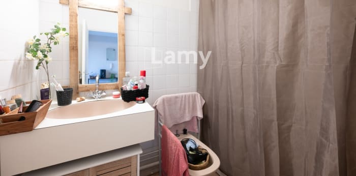 Image 5 sur 12 - Appartement  ·  Vente · Bordeaux (33200) · 3 pièces · 60m²