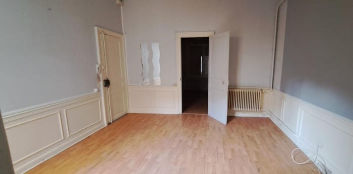 Image 16 sur 16 - Immeuble  ·  Vente · Reims (51100) · 186m²