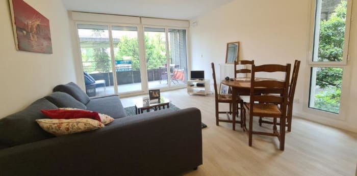 Image 1 sur 11 - Appartement  ·  Vente · Tours (37100) · 3 pièces · 59m²
