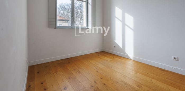 Image 6 sur 8 - Appartement  ·  Vente · Avignon (84000) · 3 pièces · 68m²