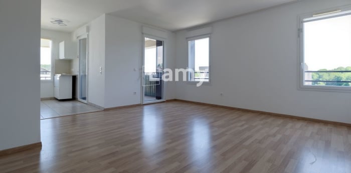 Image 1 sur 11 - Appartement  ·  Vente · Ris Orangis (91130) · 3 pièces · 64m²