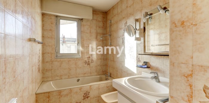 Image 7 sur 7 - Appartement  ·  Vente · Clermont Ferrand (63000) · 5 pièces · 110m²