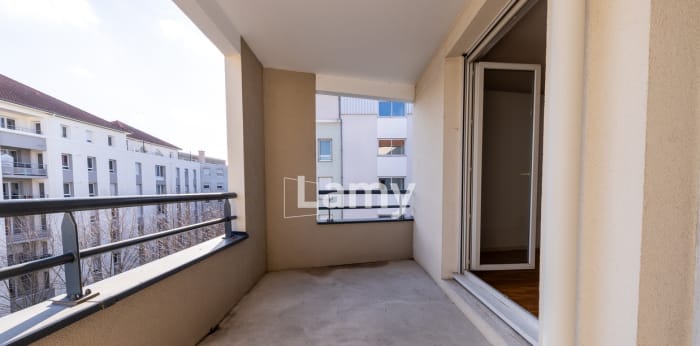 Image 9 sur 11 - Appartement  ·  Vente · Lyon (69009) · 3 pièces · 71m²