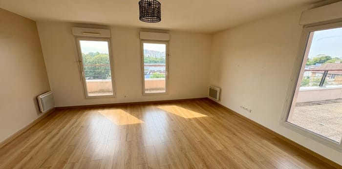 Image 3 sur 14 - Appartement  ·  Vente · Epinay Sur Seine (93800) · 3 pièces · 67m²