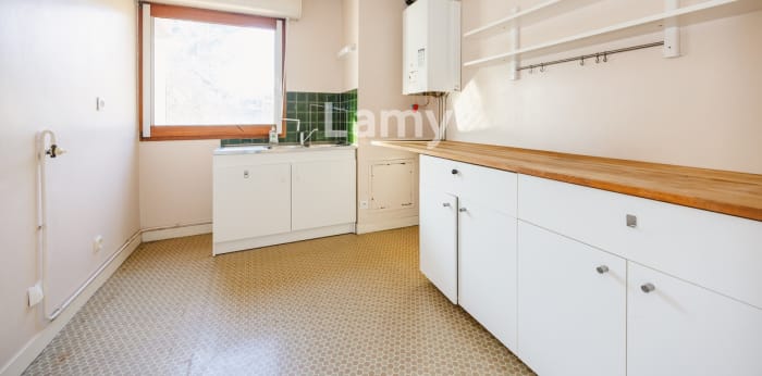 Image 6 sur 8 - Appartement  ·  Vente · Rennes (35000) · 2 pièces · 48m²