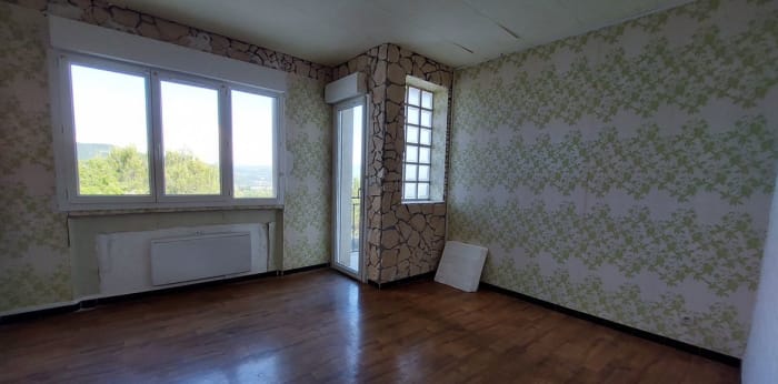 Image 4 sur 9 - Appartement  ·  Vente · Chateau Arnoux St Auban (04600) · 3 pièces · 54m²
