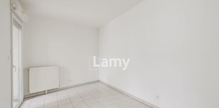 Image 5 sur 9 - Appartement  ·  Vente · Marseille 03 (13003) · 2 pièces · 39m²