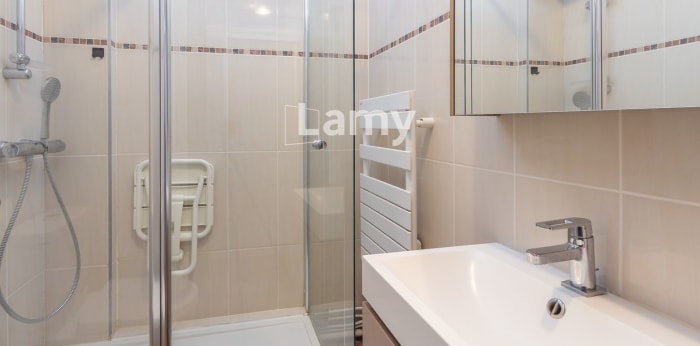 Image 10 sur 13 - Appartement  ·  Vente · Lille (59800) · 3 pièces · 69m²
