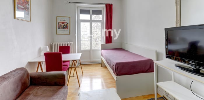 Image 4 sur 7 - Appartement  ·  Vente · Royat (63130) · 1 pièce · 24m²