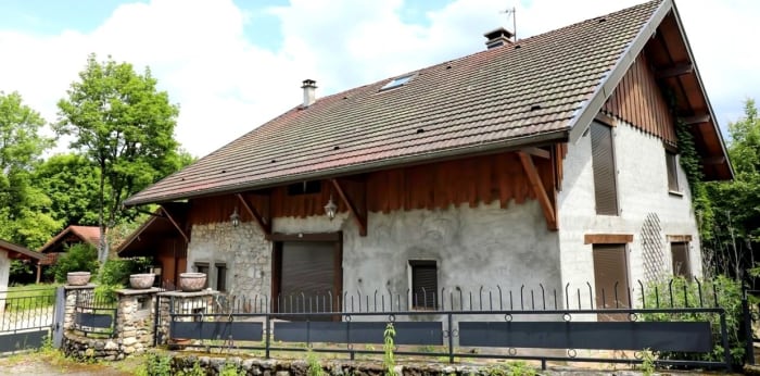 Image 1 sur 13 - Maison/villa  ·  Vente · Allonzier La Caille (74350) · 8 pièces · 239m²