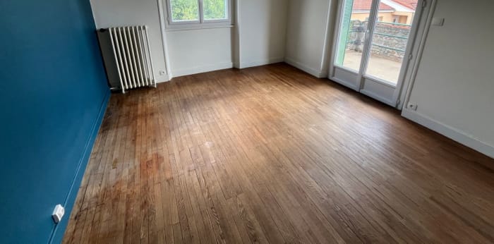 Image 10 sur 17 - Maison/villa  ·  Vente · Issoire (63500) · 9 pièces · 186m²