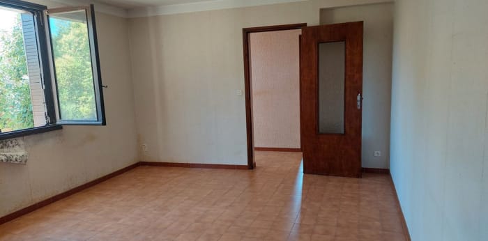 Image 16 sur 30 - Immeuble  ·  Vente · Ales (30100) · 235m²