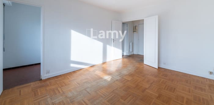 Image 3 sur 10 - Appartement  ·  Vente · Paris (75012) · 2 pièces · 44m²