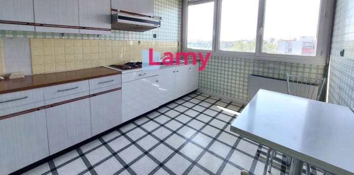 Image 7 sur 10 - Appartement  ·  Vente · Limoges (87100) · 3 pièces · 64m²