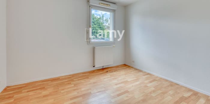 Image 10 sur 11 - Appartement  ·  Vente · Cenon (33150) · 2 pièces · 60m²