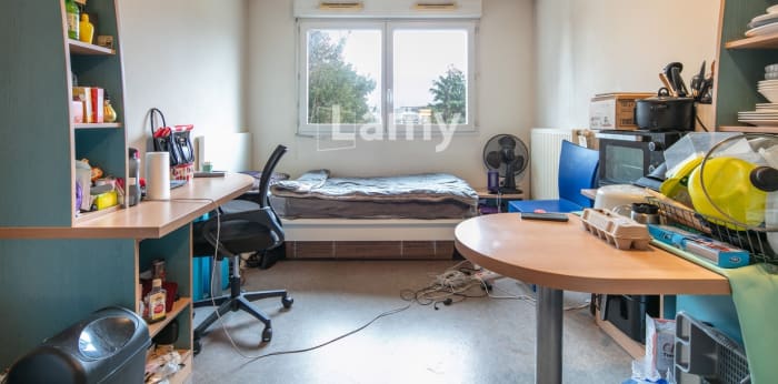 Image 2 sur 9 - Appartement  ·  Vente · Echirolles (38130) · 1 pièce · 20m²