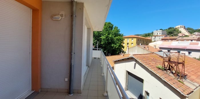 Image 3 sur 9 - Appartement  ·  Vente · Port Vendres (66660) · 3 pièces · 54m²