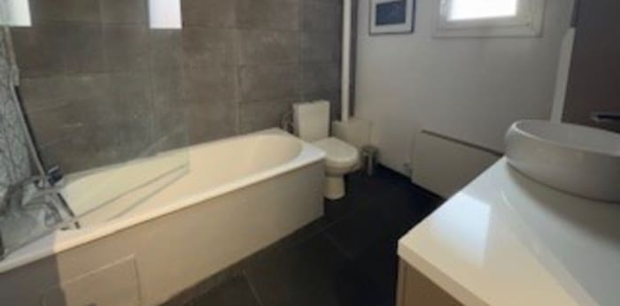 Image 5 sur 5 - Appartement  ·  Vente · Lille Sud (59000) · 2 pièces · 49m²