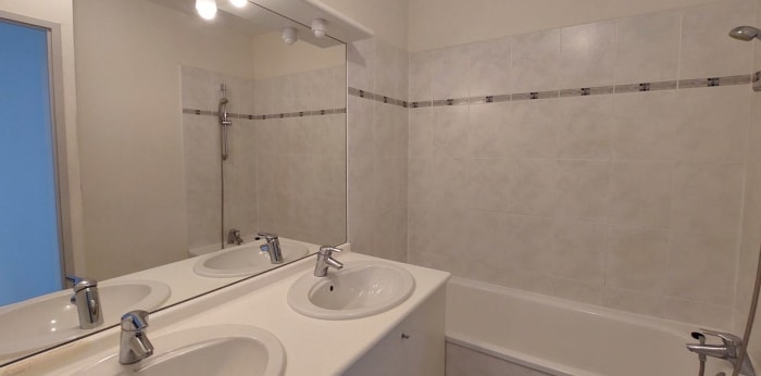 Image 5 sur 9 - Appartement  ·  Vente · Port Vendres (66660) · 3 pièces · 62m²