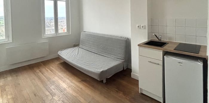 Image 2 sur 12 - Immeuble  ·  Vente · Angouleme (16000) · 86m²