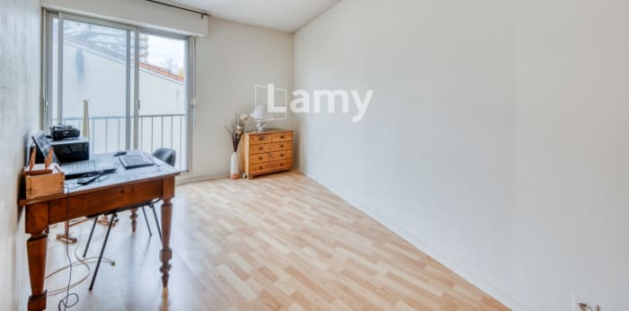 Image 6 sur 9 - Appartement  ·  Vente · Bordeaux (33200) · 4 pièces · 81m²