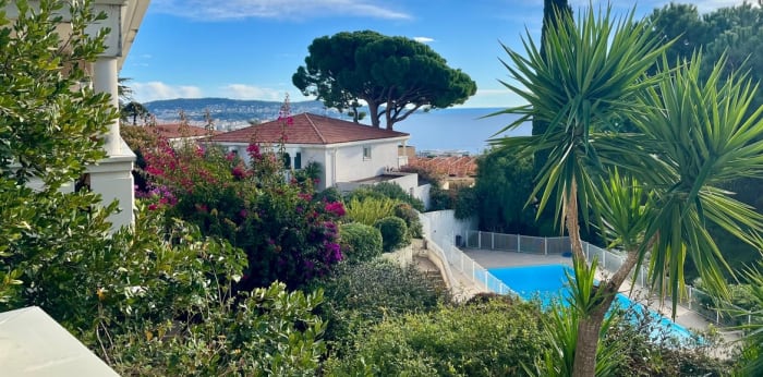 Image 7 sur 16 - Maison/villa  ·  Vente · Nice (06200) · 4 pièces · 90m²