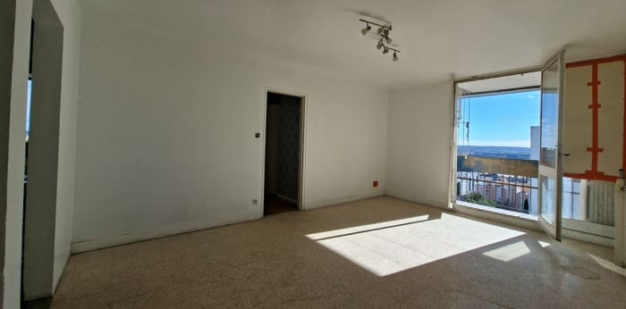 Image 1 sur 14 - Appartement  ·  Vente · Nimes (30900) · 3 pièces · 73m²