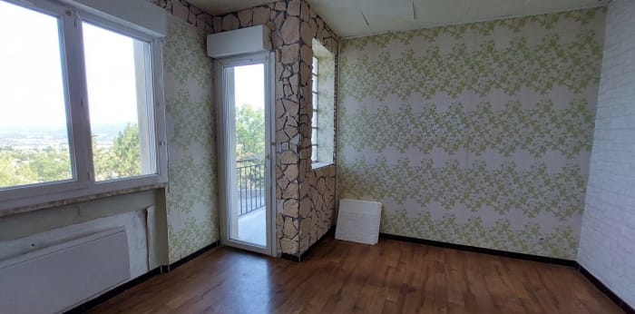 Image 1 sur 9 - Appartement  ·  Vente · Chateau Arnoux St Auban (04600) · 3 pièces · 54m²