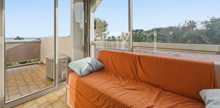 Image 11 sur 12 - Appartement  ·  Vente · Antibes (06600) · 3 pièces · 57m²